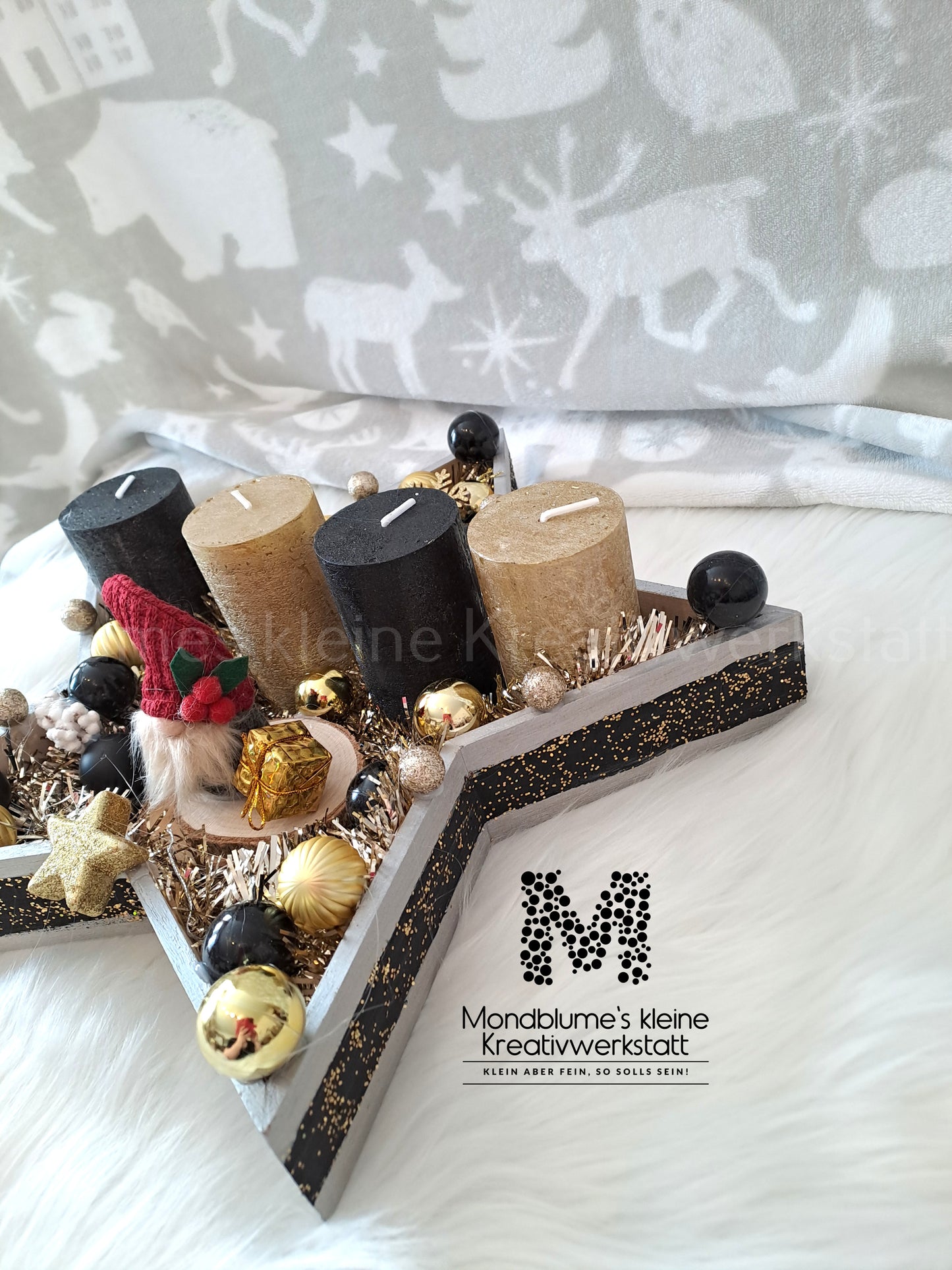 Handgemachter Adventkranz Sternenform Gold-Schwarz | Unikat mit Wichtel