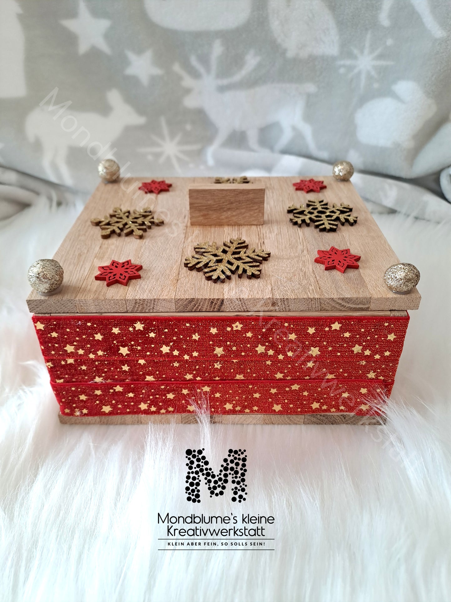 Handgemachte Weihnachts-Geschenkbox aus Holz mit Füllung | Unikat