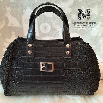 Handgehäkelte wunderschöne Tasche in Kunstlederoptik (Schwarz, Metallic-Garn)
