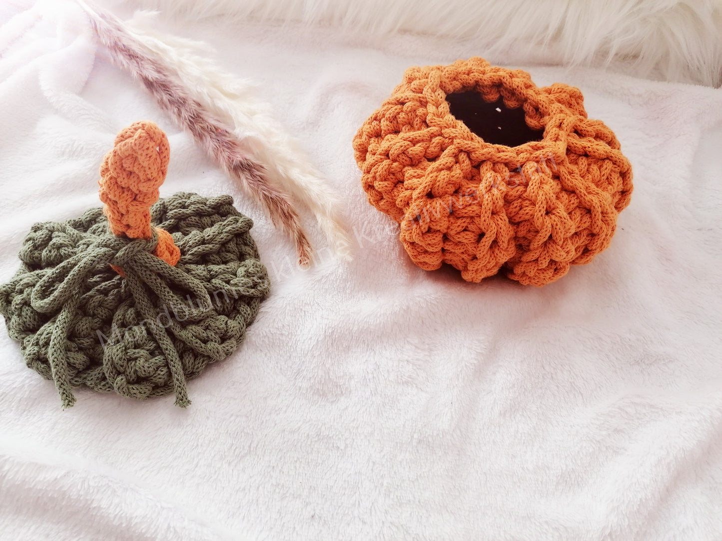 Gehäkelter Kürbis mit Deckel | Handgemacht Herbstdeko