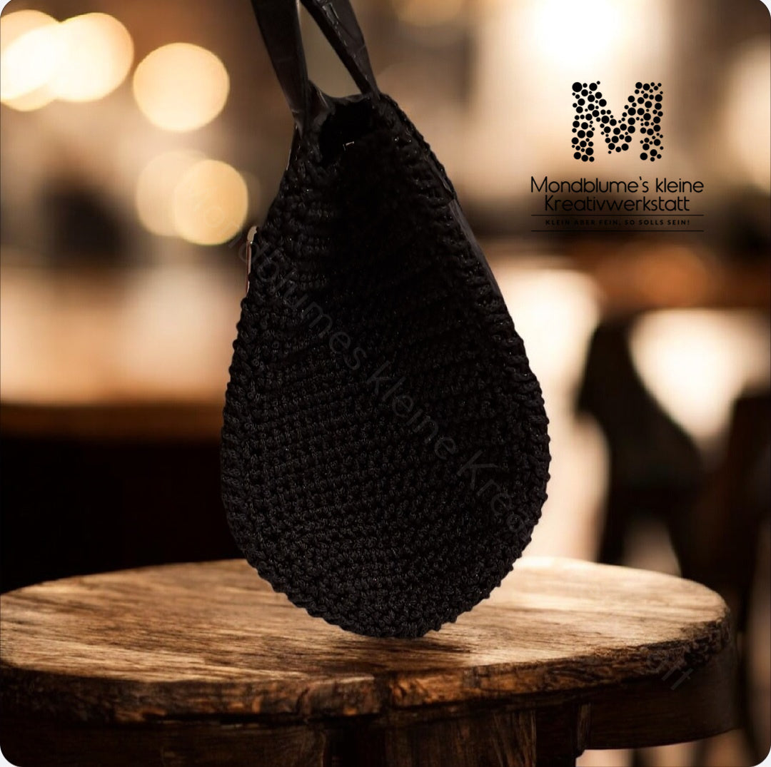 Handgehäkelte wunderschöne Tasche in Kunstlederoptik (Schwarz, Metallic-Garn)