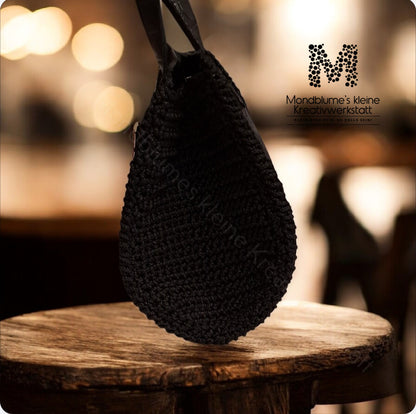 Handgehäkelte wunderschöne Tasche in Kunstlederoptik (Schwarz, Metallic-Garn)