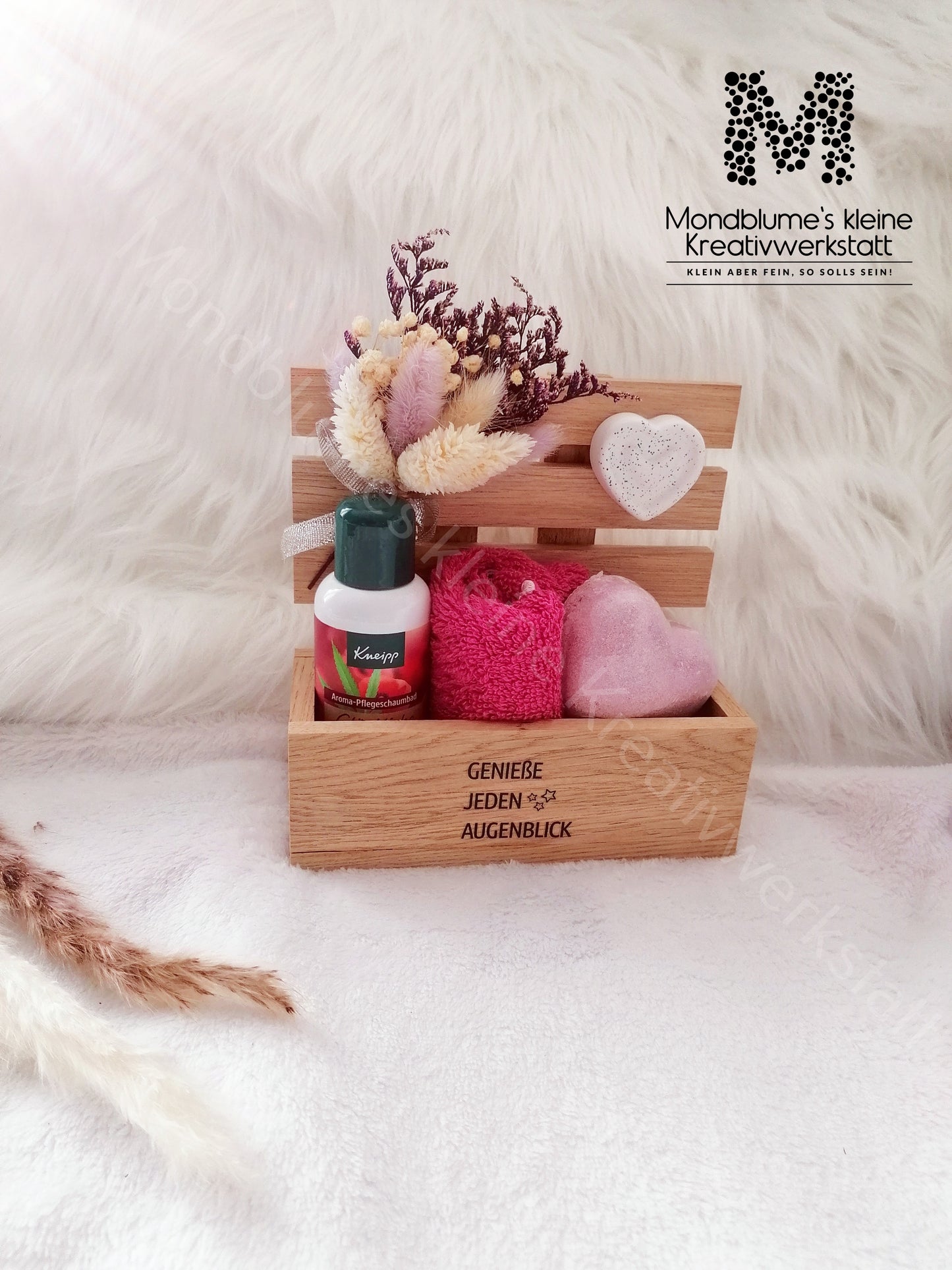 Wellness Geschenkbox aus Holz "Genieße jeden Augenblick" | Handgemacht