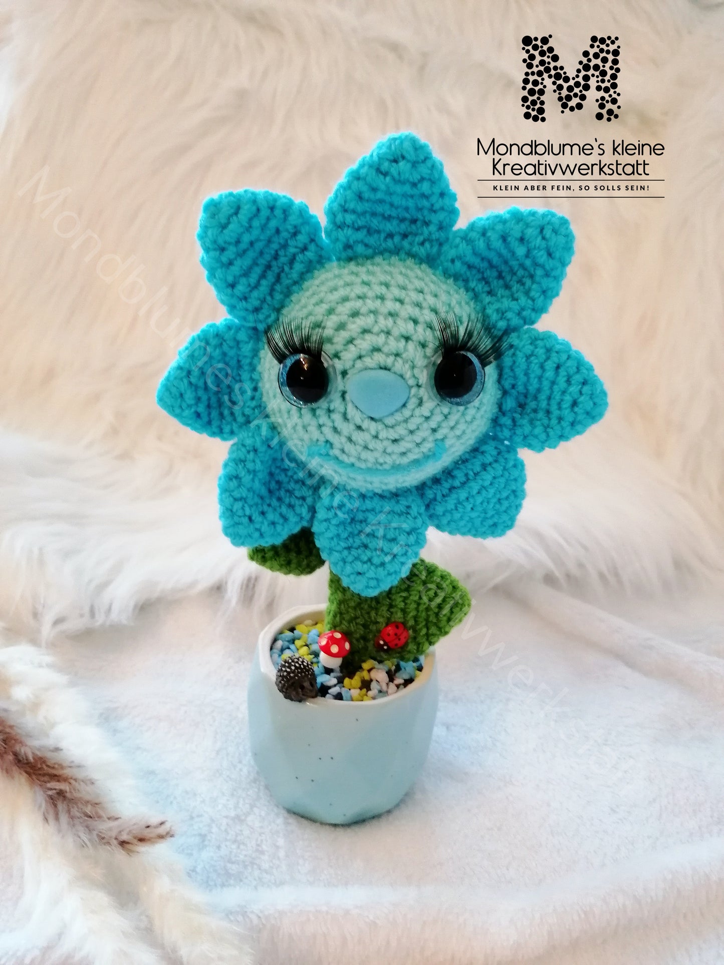 Fröhliche Häkelblume im bunten Topf | Handgemacht 23cm