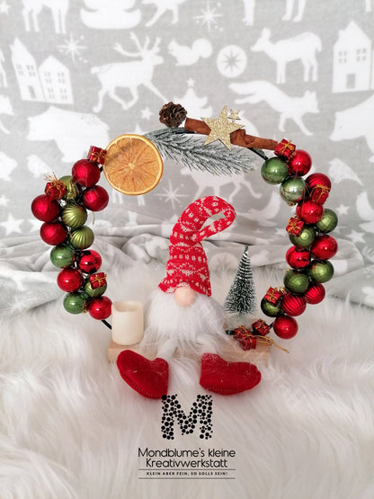 Deko Weihnachtswichtel im strahlenden Weihnachtsbogen | Handgemacht